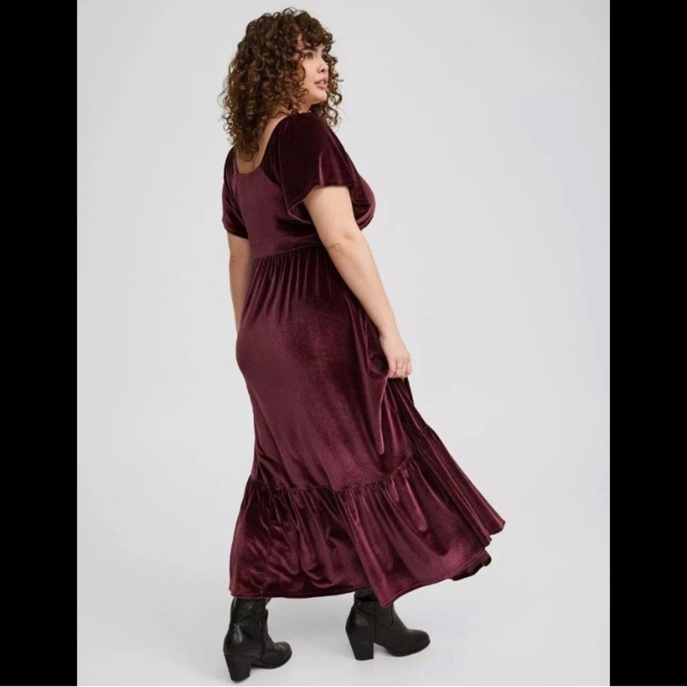 NEW NWT Torrid Maxi Velvet Dress Flutter Sleeve Rich Mauve Wine 2X 18/20 - Picture 3 of 6